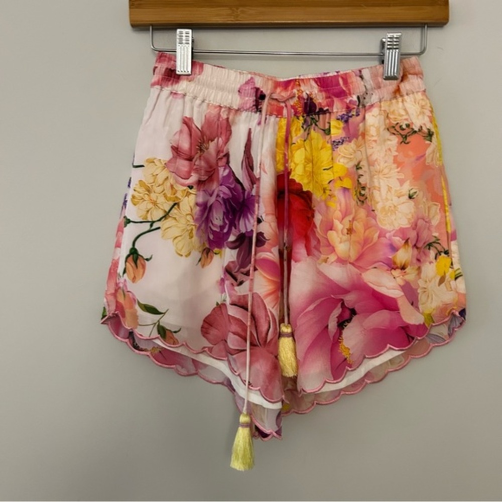 NWT‎ Rococo Sands Leona Floral Printed Shorts